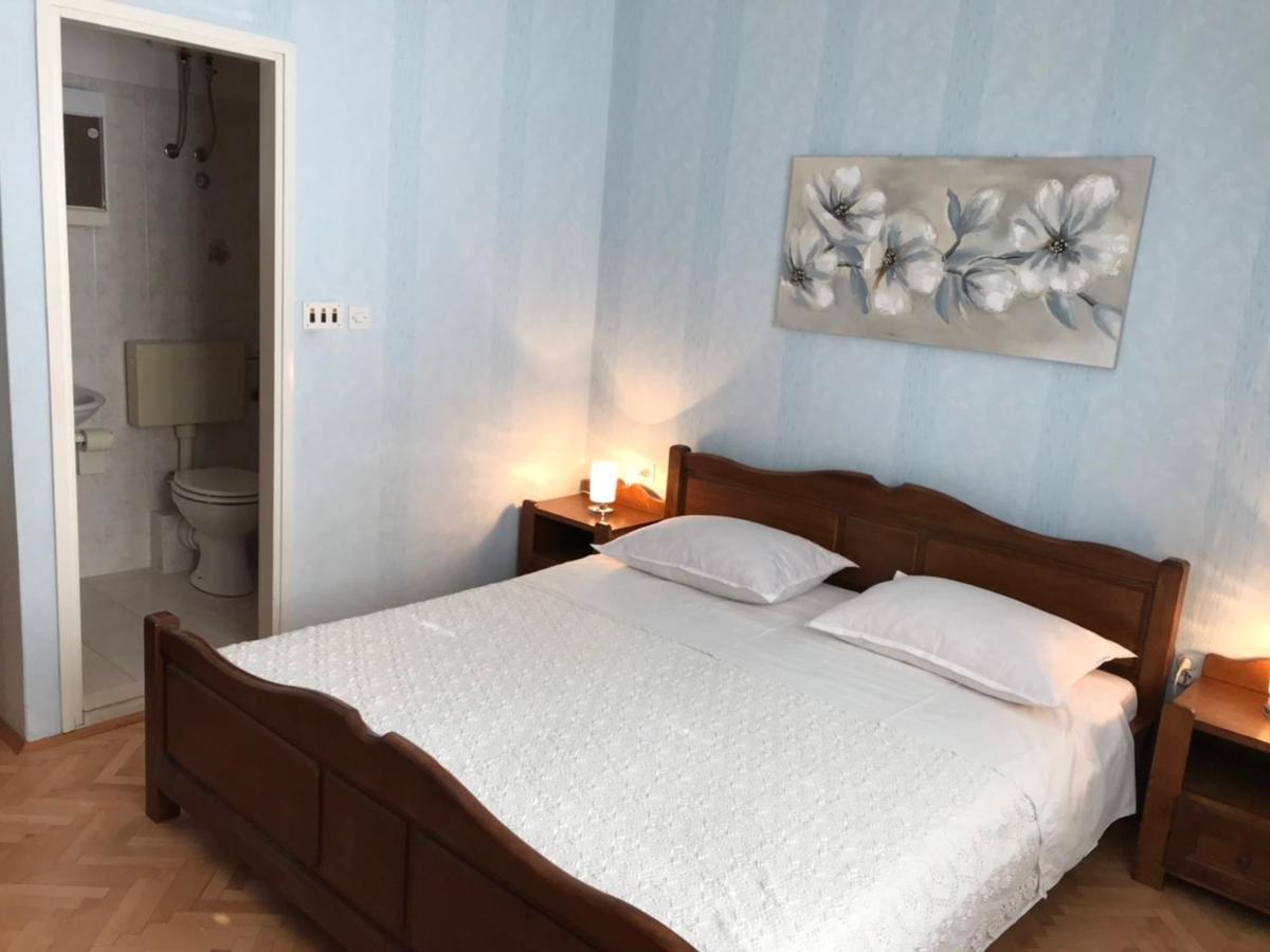 Apartments And Rooms Ljubica Lun  Exterior photo